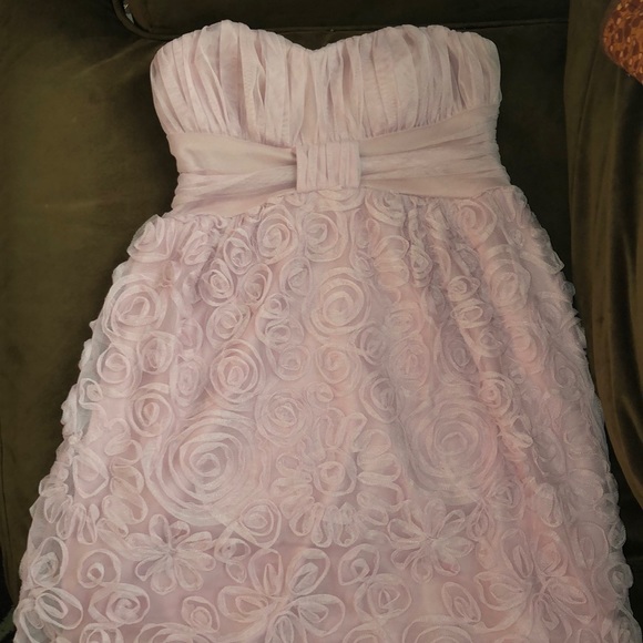 Dresses & Skirts - Pink strapless dress
